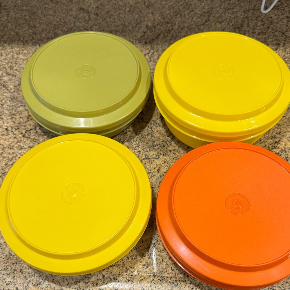 Tupperware Vibrant bowl and Lid Set - Olive, Mustard, Tangerine